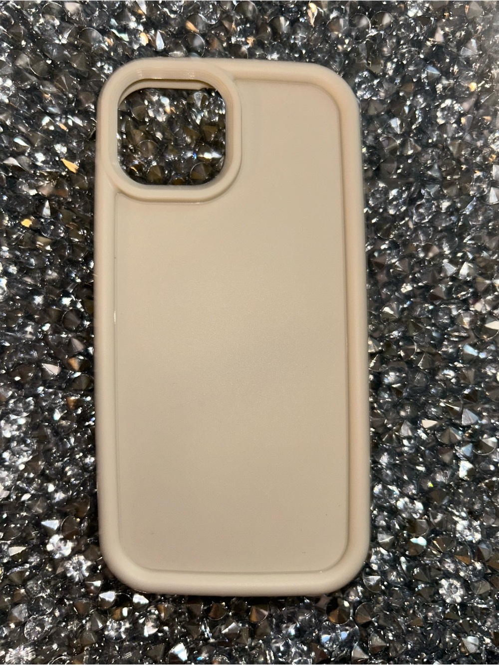 iPhone 15 Neutral Beige Silicone iPhone Case - Slim Protective Cover